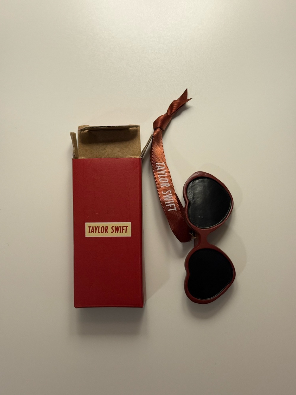 Taylor Swift: RED Sunglasses Ornament